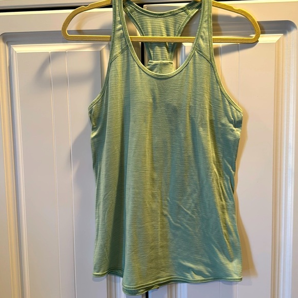 Lululemon Tank - Picture 1 of 3